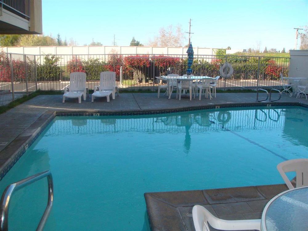 Americas Best Value Inn Stockton Ανέσεις φωτογραφία