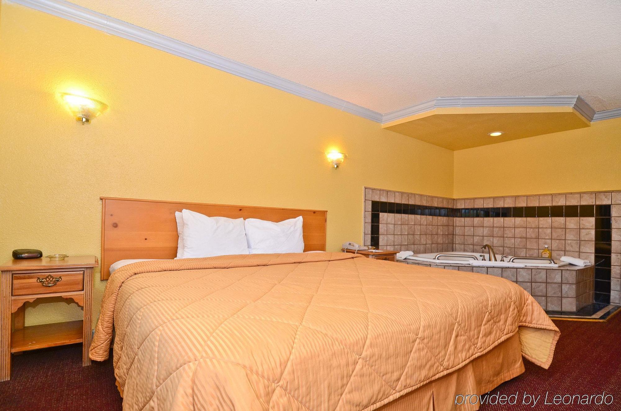 Americas Best Value Inn Stockton Δωμάτιο φωτογραφία